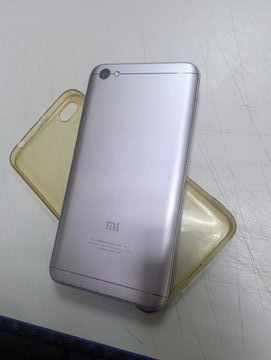 Б/у Мобильный телефон Xiaomi redmi 5a 2/16gb 01-200804995