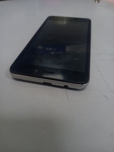 Б/в Смартфон Bravis b501 easy 01-200811404