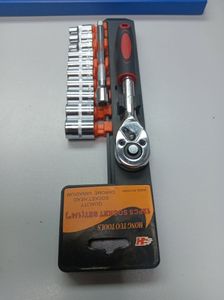 Б/у Набор инструментов Без Виробника набір торцевих головок з тріскачкою cr-v, 12 предметів, 1/4 хромованадієва сталь 01-200814670