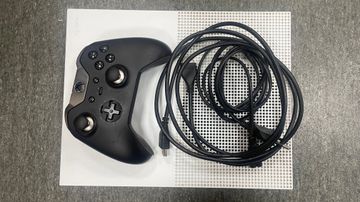 Б/в Ігрова приставка Microsoft xbox one s 500gb 01-200779808