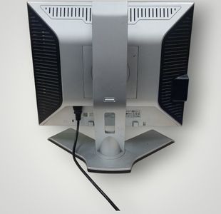 Б/у Монитор Dell 1708 01-200788767