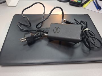 Б/у Ноутбук Dell 15/core i5 7200u ddr3/8gb ddr3/hdd *відсутній/ssd 128 gb/*інтегрована 01-200839151