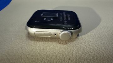 Б/у Смарт-часы Apple watch se 2 gps 40mm aluminium case 01-200842252