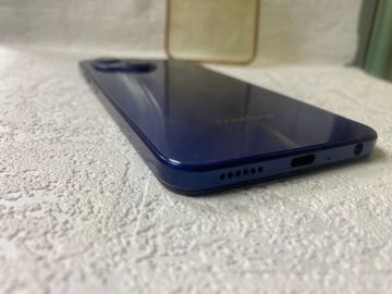 Б/в Мобільний телефон Freeyond m5 8/128gb 01-200855743