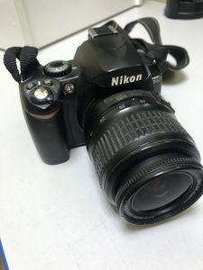Б/в Фотоапарат Nikon d40 / dx af-s nikkor 18-55mm 1:3.5-5.6g 01-200890847