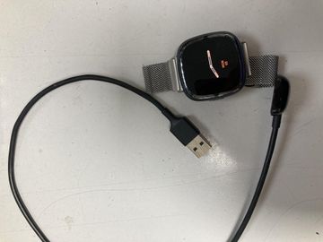 Б/в Смарт-годинник Fitbit sense 2 lunar/platinum 01-200899116