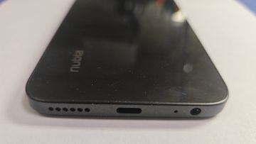 Б/в Мобільний телефон Zte nubia v70 design 8/256gb 01-200902327