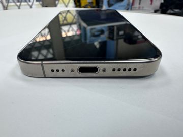 Б/в Мобільний телефон Apple iphone 15 pro 128gb 01-200874135