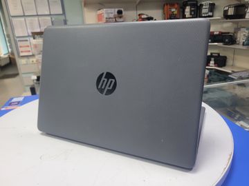 Б/в Ноутбук Hp єкр. 14/ core i5-1135g7 2,4ghz/ ram8gb/ ssd256gb/ iris xe 01-200620377