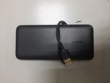 Б/в Повербанк Aukey pb-n73с 01-200927138