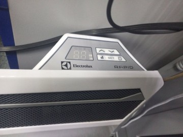 Б/в Обігрівач Electrolux ech/r-2000 el 01-200929928