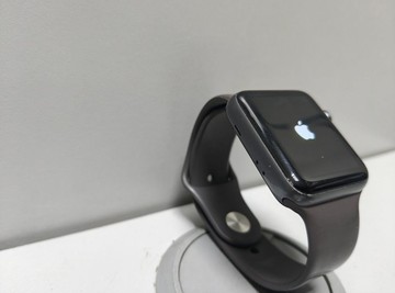 Б/у Смарт-часы Apple watch series 3 gps 42mm aluminium case 01-200975024