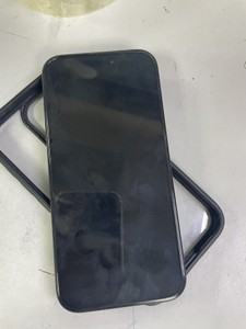Б/у Мобільний телефон Apple iphone 15 pro 128gb 01-200973457