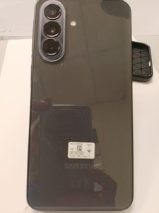 Б/в Мобільний телефон Samsung galaxy a37 5g 8/256gb 01-201025293