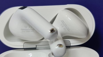 Б/в Навушники Apple airpods 4 01-201042684