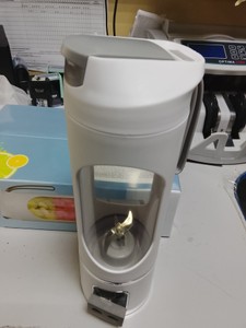 Б/у Блендер-шейкер портативний Juicing Cup 119316 01-201081374