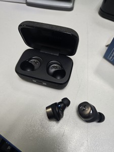 Б/в Навушники Sennheiser momentum true wireless 4 01-201125052