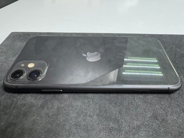 Б/в Мобільний телефон Apple iphone 11 64gb 01-201126158