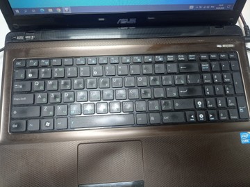 Б/в Ноутбук Asus 15/core i3 370m ddr3/8gb ddr3/hdd 750 gb/ssd *відсутній/*інтегрована 01-201137627