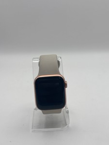 Б/в Смарт-годинник Apple watch se gps 40mm aluminum case 01-201128827