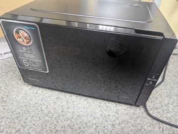 Б/в Мікрохвильова піч Hisense h25mobs4hgi 01-201146704