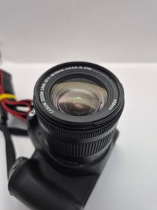 Б/в Фотоапарат Canon eos 250d kit 01-201116371
