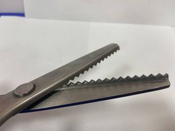 16-000242918: Kuoniiy shears serrated