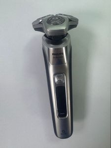 01-200547625: Philips shaver series 9000 s9975/55