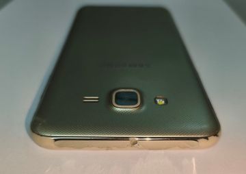 01-200603999: Samsung galaxy j7 neo sm-j701f 16gb