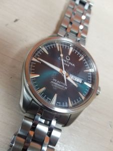 01-200608947: Certina c032430