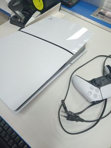 01-200771131: Sony playstation 5 825gb