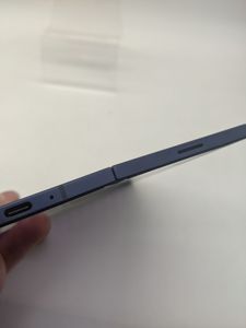 01-200637448: Samsung galaxy fold6 12/256gb