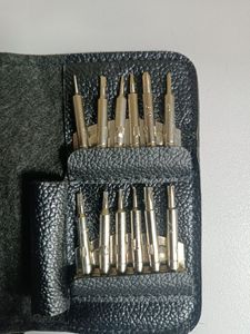 Б/в Набір для ремонту мобільних телефонів 25 предметів 16-000230186