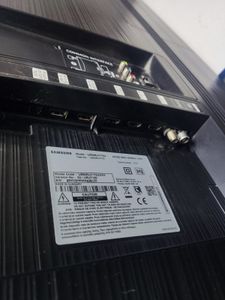 Б/у Телевизор Samsung ue50ru7172 01-200809388