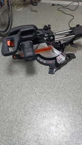 Б/у Пила торцевая Dnipro-M sl-31l 01-200811463