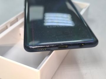 Б/в Мобільний телефон Samsung a515f galaxy a51 4/64gb 01-200809729