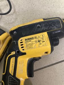 Б/в Шурупокрут Dewalt dcf620 1акб 2ah зп 01-200811697