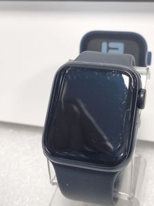 Б/в Смарт-годинник Apple watch se 2 gps 40mm aluminium case 01-200817754
