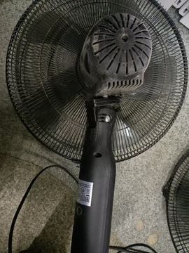 Б/в Вентилятор Hausmark hsfm-1620bk/rc 01-200836550