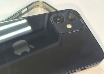 Б/в Мобільний телефон Apple iphone 12 128gb 01-200844745