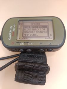 Б/у Gps-навигатор Garmin foretrex 401 01-200784338