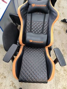 Б/в Крісло ігрове Cougar armor pro 01-200850776