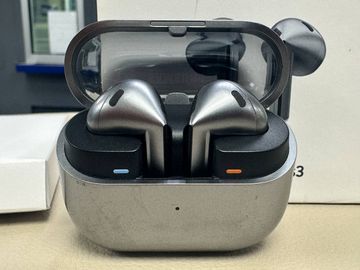 Б/в Навушники Samsung galaxy buds3 01-200845362
