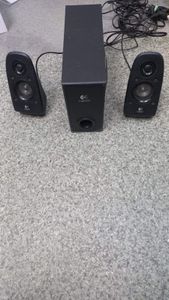 Б/у Акустика Logitech s-220 01-200871072