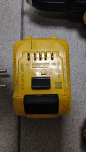 Б/в Шурупокрут Dewalt dcd710 2акб 2ah зп 01-200886414