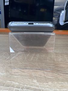 Б/у Мобільний телефон Apple iphone 11 64gb 01-200887784