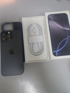 Б/в Мобільний телефон Apple iphone 16 pro max 256gb 01-200890988
