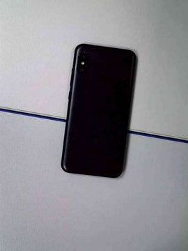 Б/у Мобільний телефон Xiaomi mi a2 lite 4/64gb 01-200891589