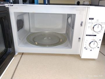 Б/у Микроволновая печь Toshiba mw-mg-20p 01-200906951