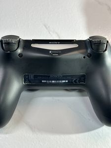 Б/в Ігрова приставка Sony playstation 4 pro 1tb 01-200907920